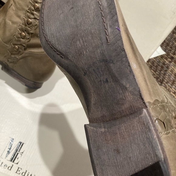 NWB Mia Limited Edition Lea  Military Green Leather Knee High Boots - Picture 9 of 11